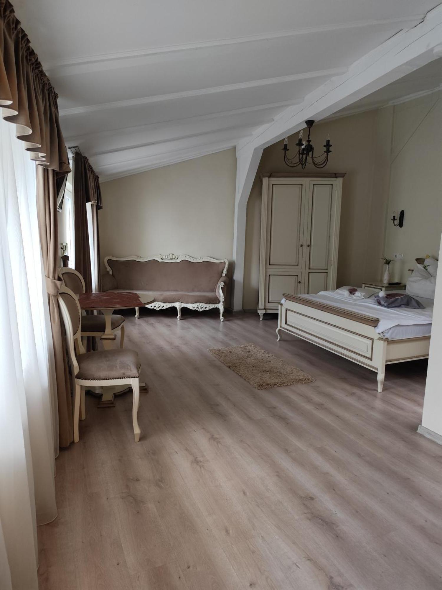 Oldtownvilla Studio Central Сибиу Екстериор снимка